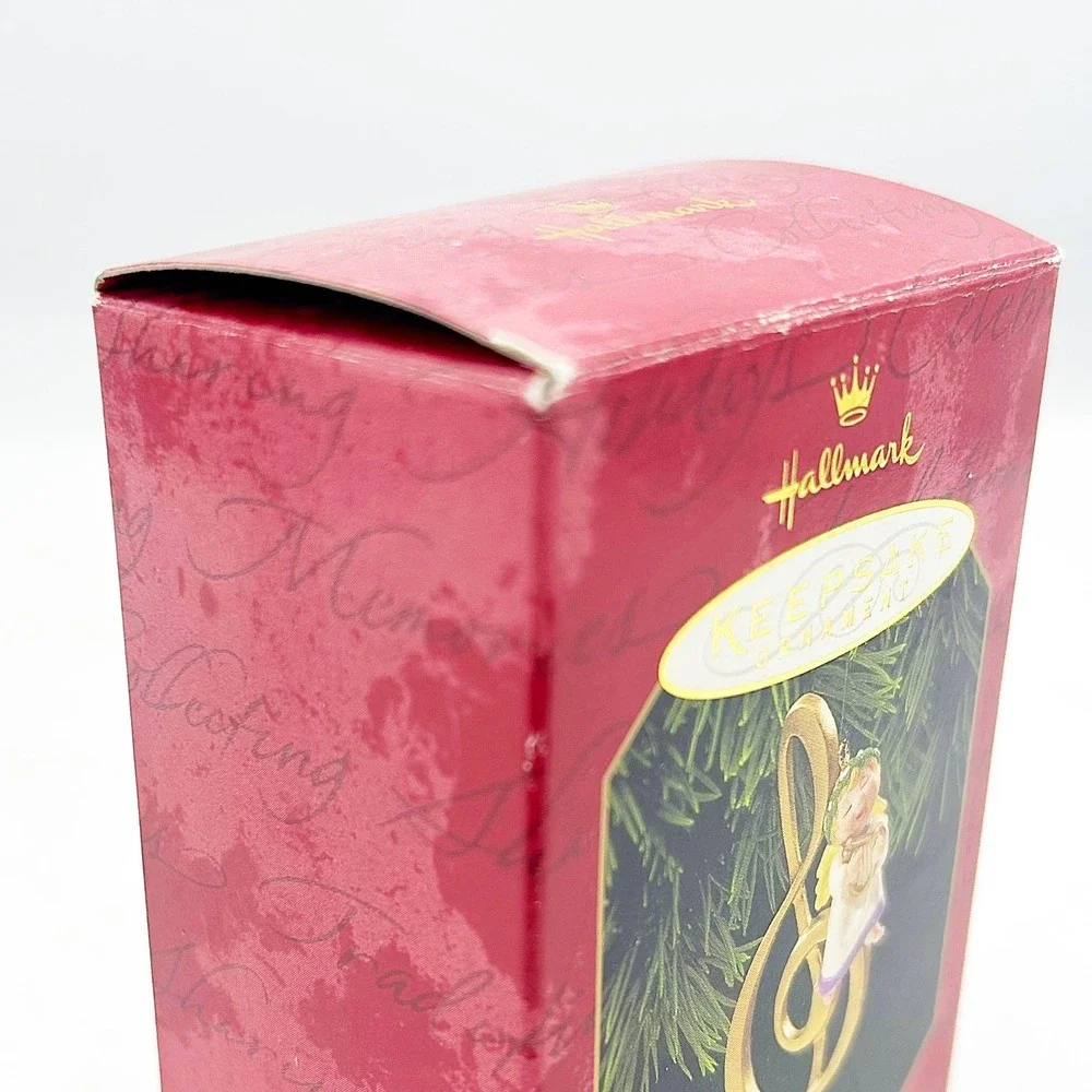 A Musician of Note 1999 Hallmark Ornament Angel with Harp